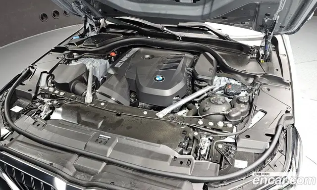 BMW 5 серия 2026 2.0 автомат (гидро), миниатюра 6 BMW 5 серия 2026 2.0 автомат (гидро), миниатюра 6