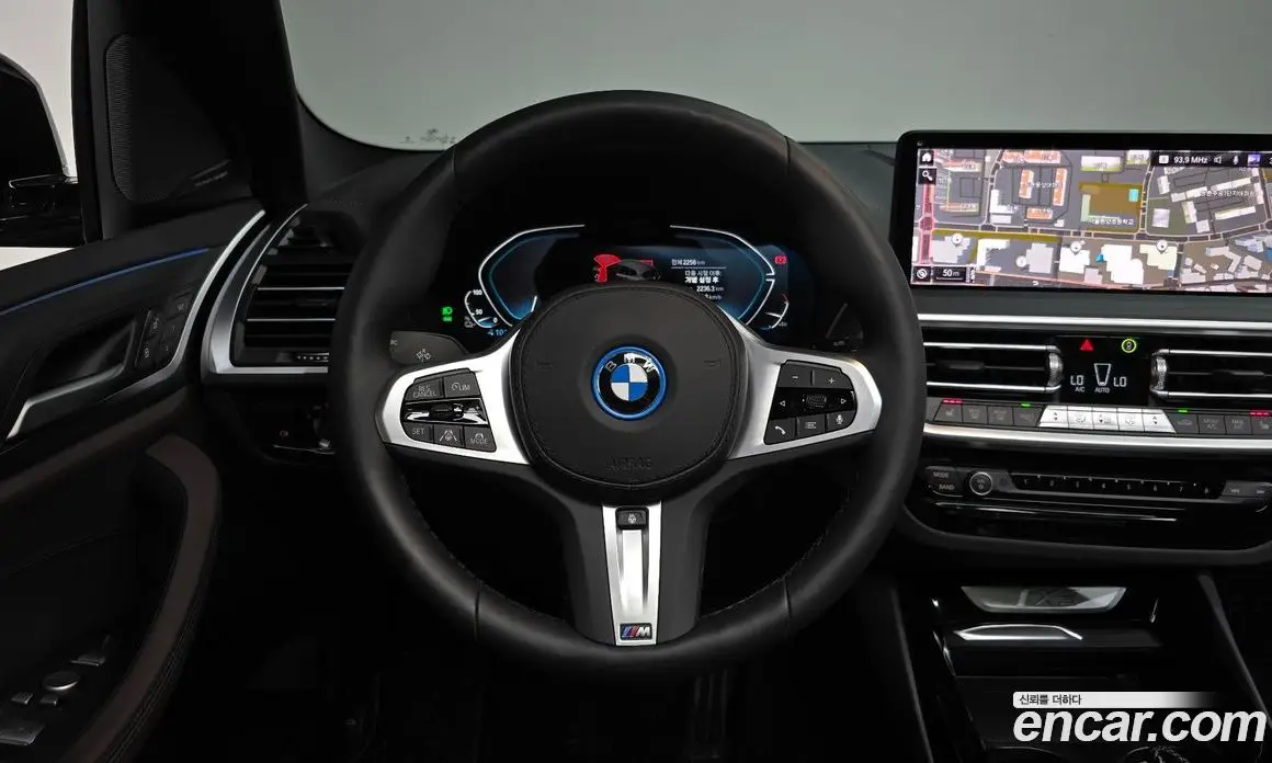 BMW iX3 2025 0.2 автомат (гидро), фото 13