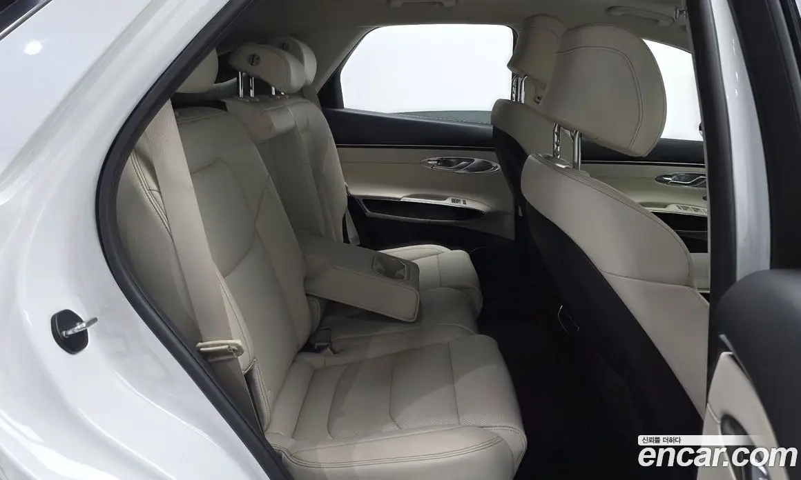 Genesis GV70 2022 2.5 автомат (гидро), фото 12