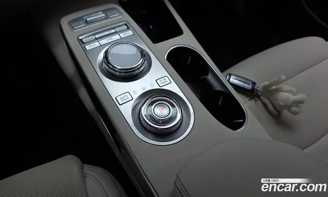Genesis GV70 2022 2.5 автомат (гидро), миниатюра 9