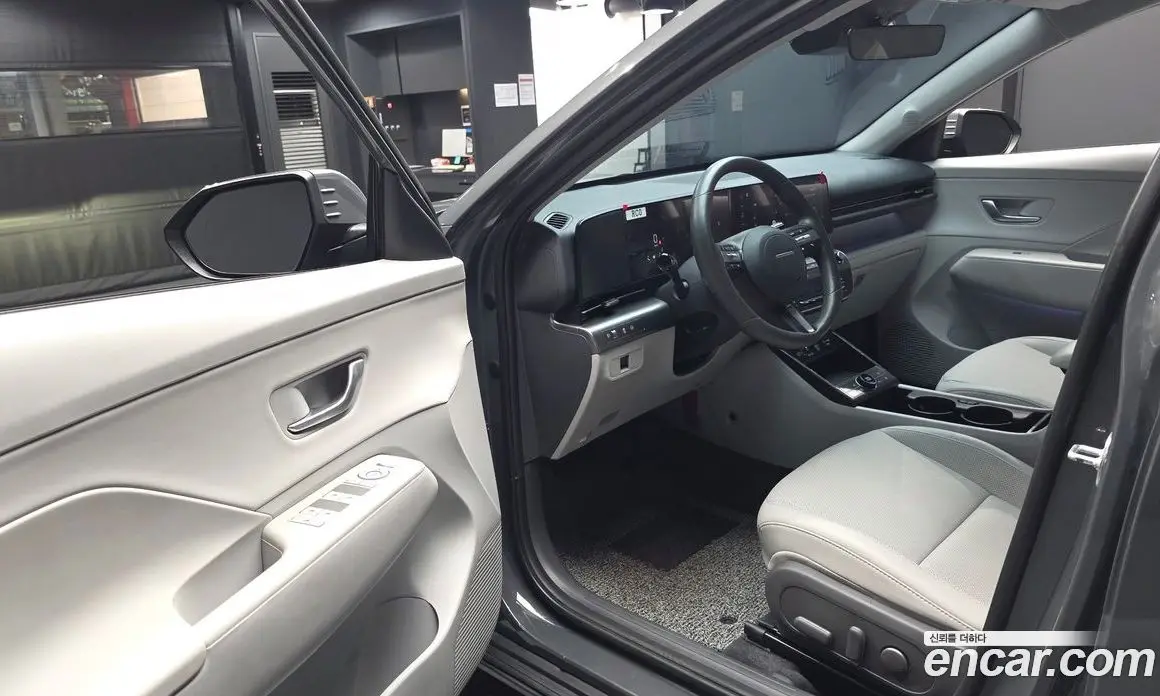 Hyundai Kona 2025 1.6 автомат (гидро), фото 10