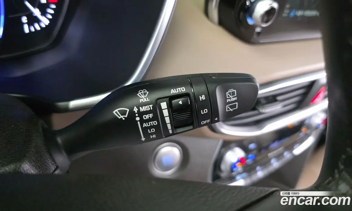 Hyundai Santa Fe 2018 2.0 автомат (гидро), фото 13 Hyundai Santa Fe 2018 2.0 автомат (гидро), фото 13