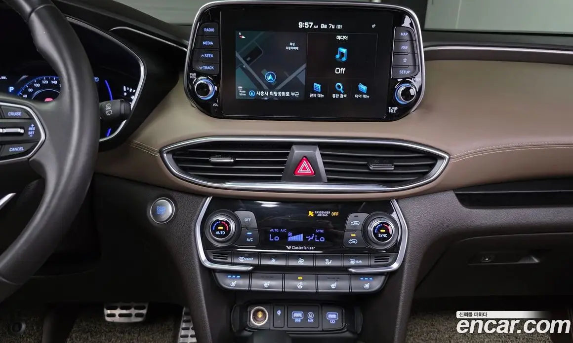 Hyundai Santa Fe 2018 2.0 автомат (гидро), фото 17 Hyundai Santa Fe 2018 2.0 автомат (гидро), фото 17