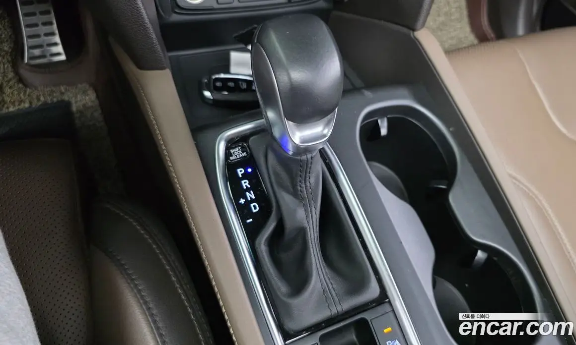 Hyundai Santa Fe 2018 2.0 автомат (гидро), фото 9 Hyundai Santa Fe 2018 2.0 автомат (гидро), фото 9