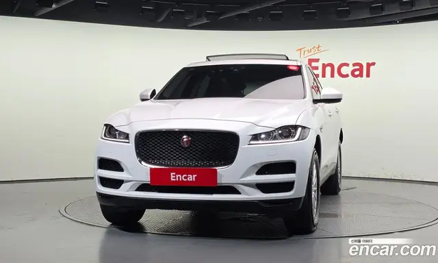 Jaguar F-Pace 2017 2.0 автомат (гидро), миниатюра 3 Jaguar F-Pace 2017 2.0 автомат (гидро), миниатюра 3