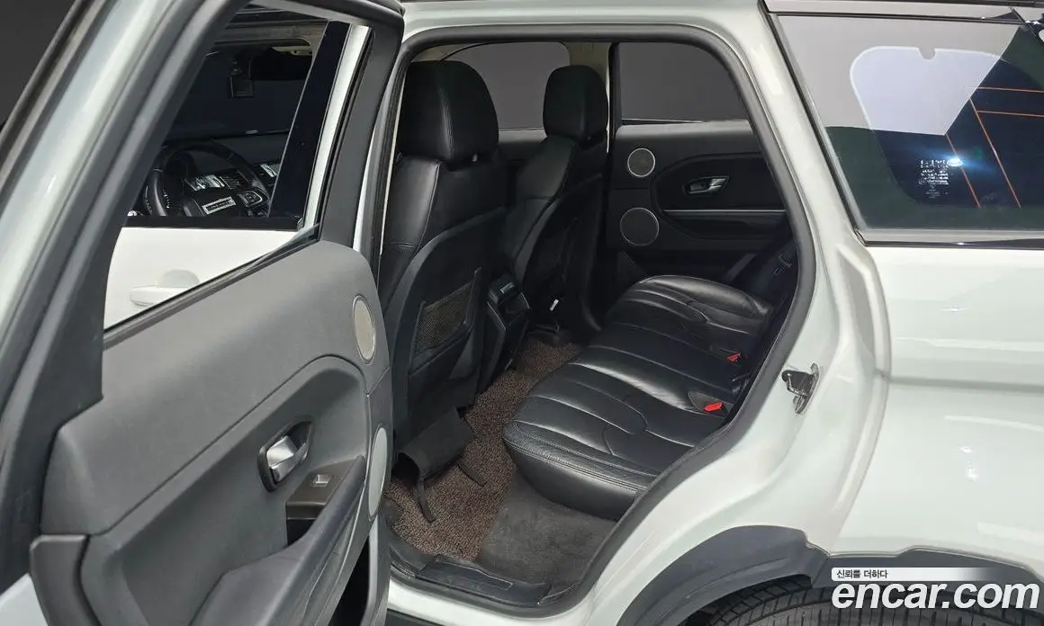 Land Rover Range Rover Evoque 2014 2.2 автомат (гидро), фото 11