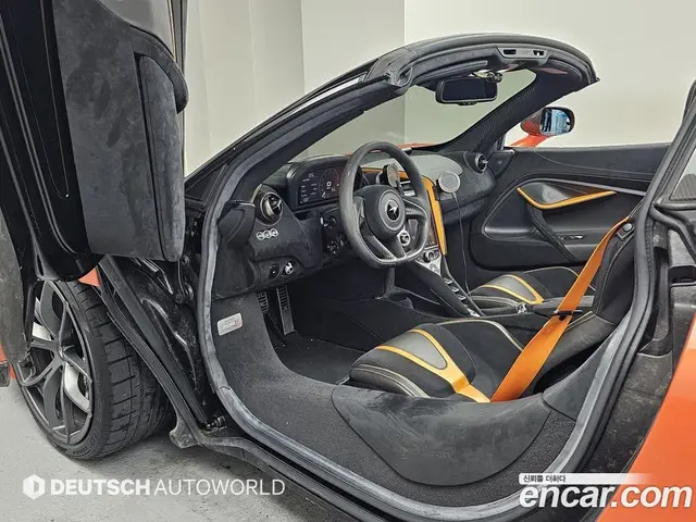 McLaren 720S 2020 4.0 автомат (гидро), миниатюра 11