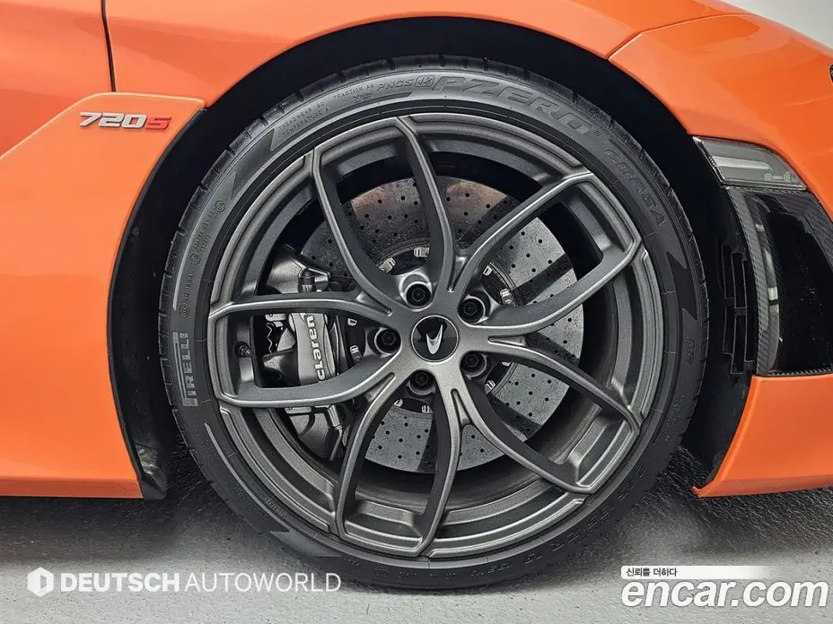 McLaren 720S 2020 4.0 автомат (гидро), фото 5