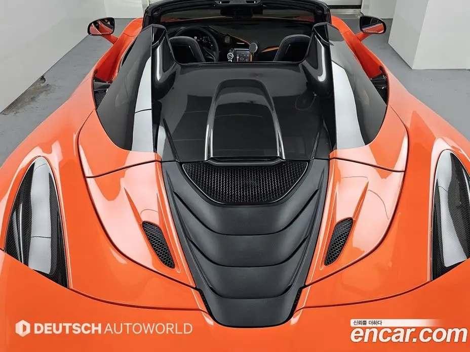 McLaren 720S 2020 4.0 автомат (гидро), фото 6