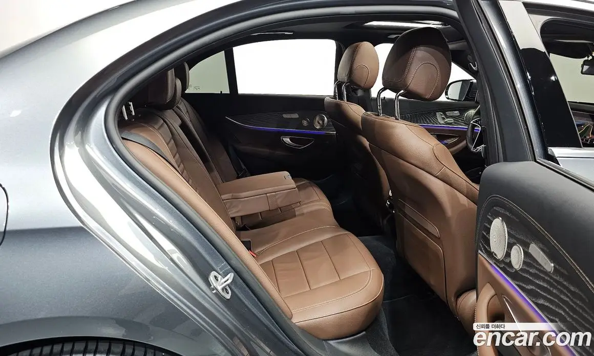 Mercedes-Benz E-Class 2022 2.0 автомат (гидро), фото 11 Mercedes-Benz E-Class 2022 2.0 автомат (гидро), фото 11