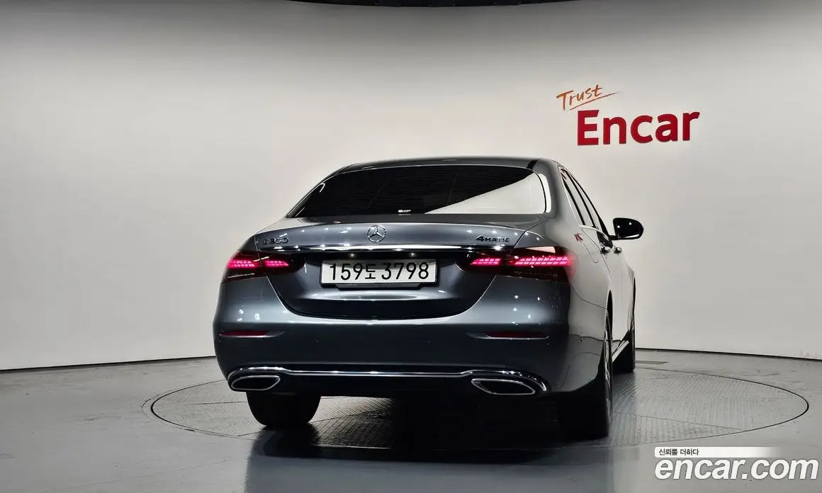 Mercedes-Benz E-Class 2022 2.0 автомат (гидро), фото 4 Mercedes-Benz E-Class 2022 2.0 автомат (гидро), фото 4