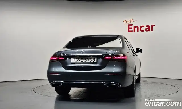 Mercedes-Benz E-Class 2022 2.0 автомат (гидро), миниатюра 4 Mercedes-Benz E-Class 2022 2.0 автомат (гидро), миниатюра 4