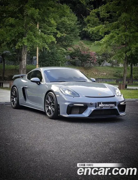 Porsche 718, 2022, 4 300 км
