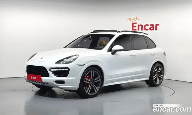 Porsche Cayenne, 2013, 141 387 км