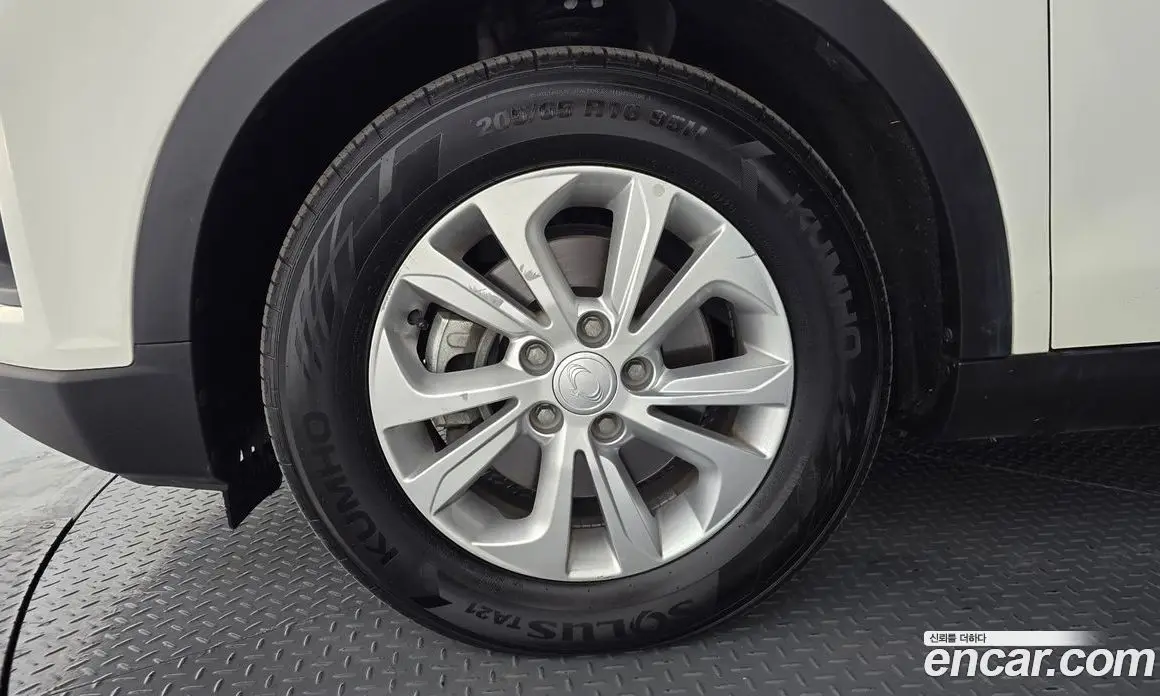 SsangYong TIBOLI 2019 1.5 автомат (гидро), фото 5 SsangYong TIBOLI 2019 1.5 автомат (гидро), фото 5