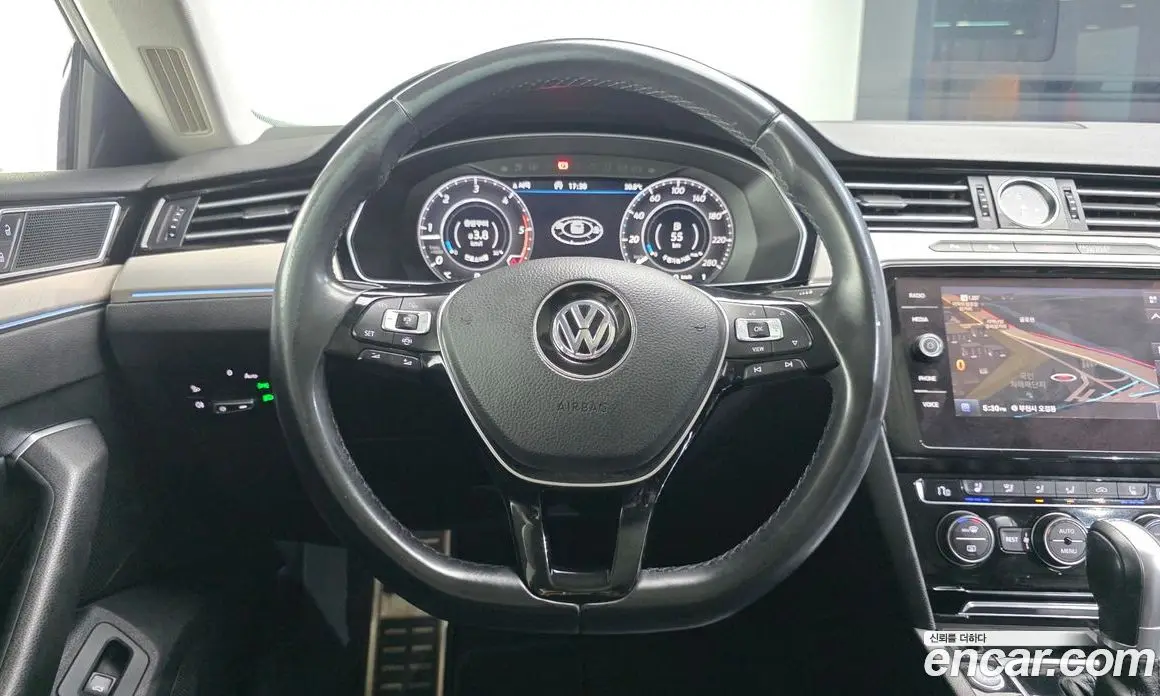 Volkswagen Arteon 2019 2.0 автомат (гидро), фото 13 Volkswagen Arteon 2019 2.0 автомат (гидро), фото 13