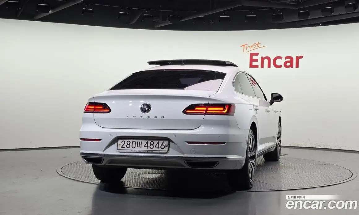 Volkswagen Arteon 2019 2.0 автомат (гидро), фото 4 Volkswagen Arteon 2019 2.0 автомат (гидро), фото 4