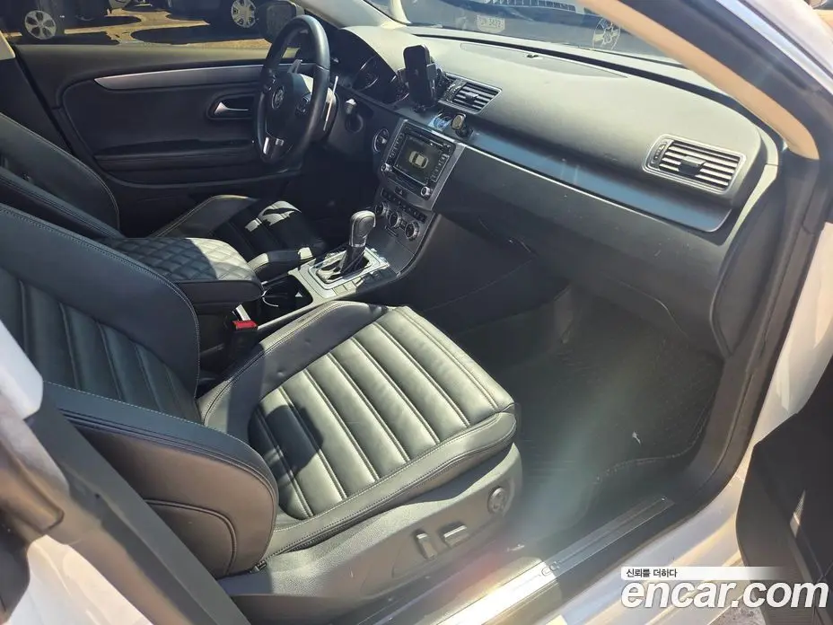 Volkswagen CC 2015 2.0 автомат (гидро), фото 10 Volkswagen CC 2015 2.0 автомат (гидро), фото 10
