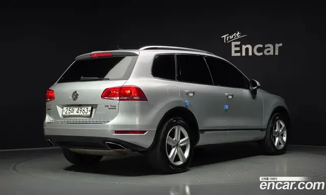 Volkswagen Touareg 2013 3.0 автомат (гидро), миниатюра 2