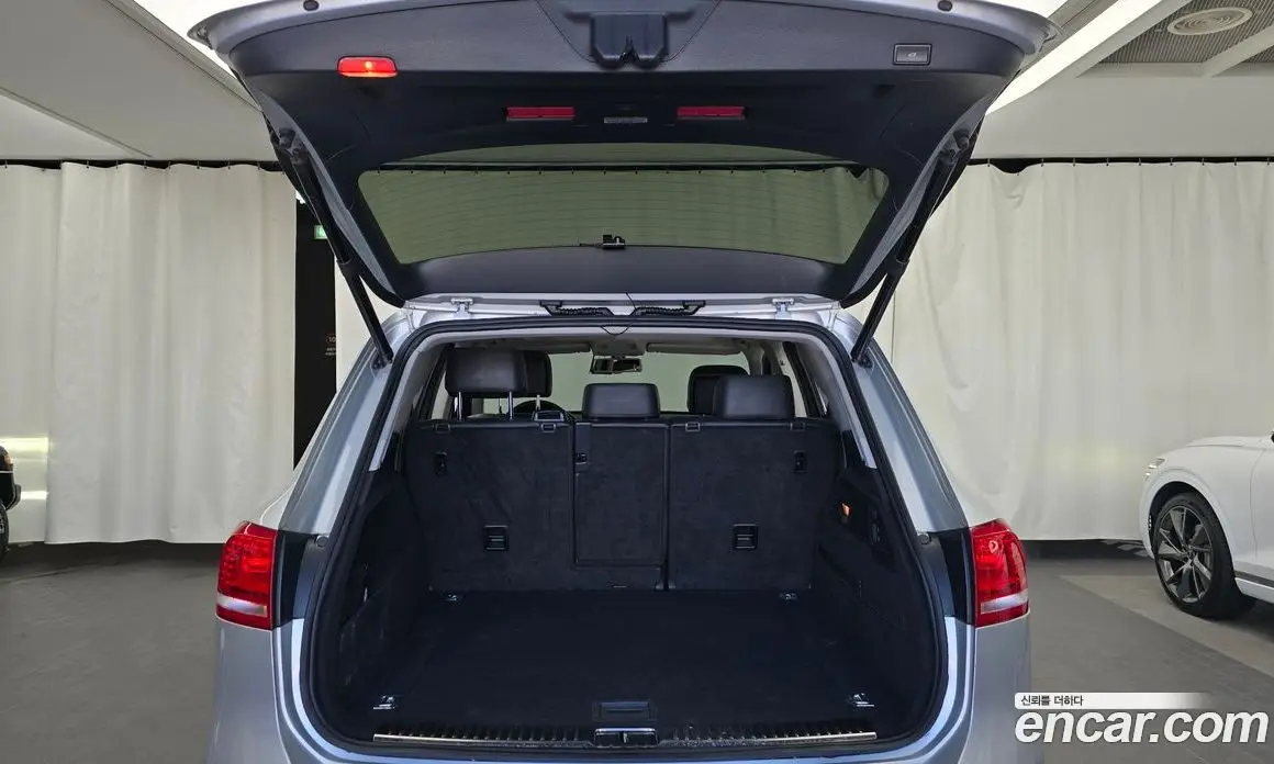 Volkswagen Touareg 2013 3.0 автомат (гидро), фото 20