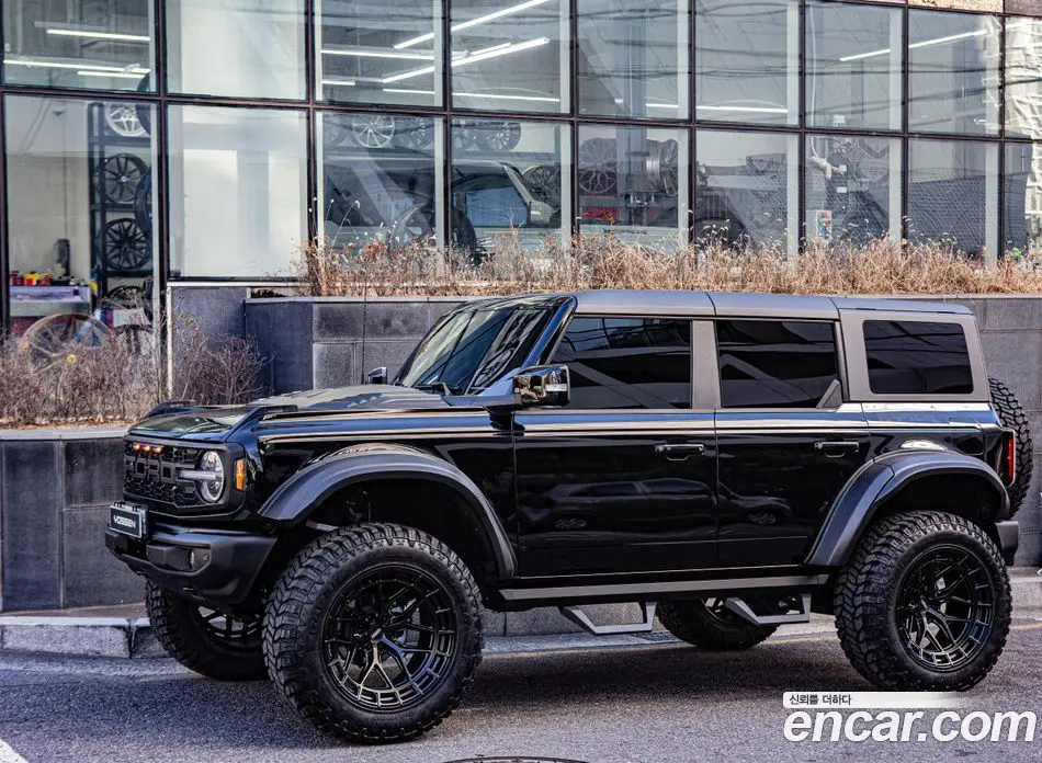 Ford Bronco 2025 2.3 автомат (гидро), фото 3 Ford Bronco 2025 2.3 автомат (гидро), фото 3