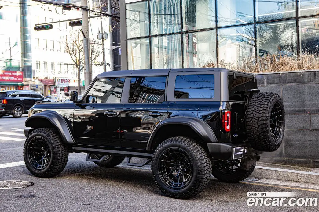 Ford Bronco 2025 2.3 автомат (гидро), фото 4 Ford Bronco 2025 2.3 автомат (гидро), фото 4