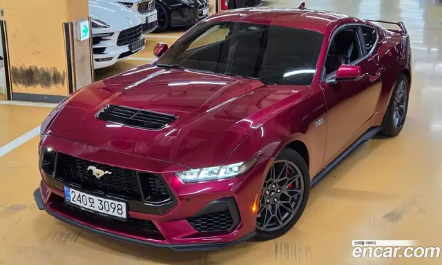Ford Mustang 2025 5.0 автомат (гидро), миниатюра 2