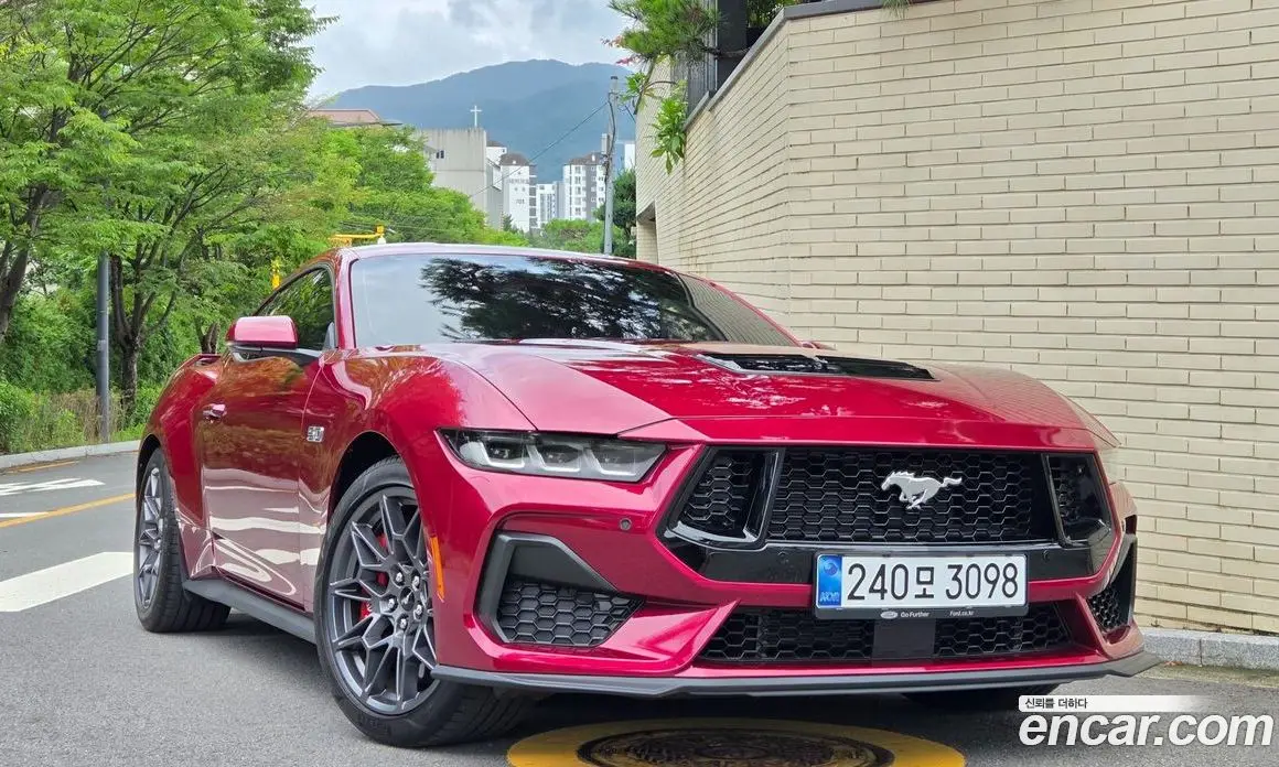 Ford Mustang 2025 5.0 автомат (гидро), фото 4