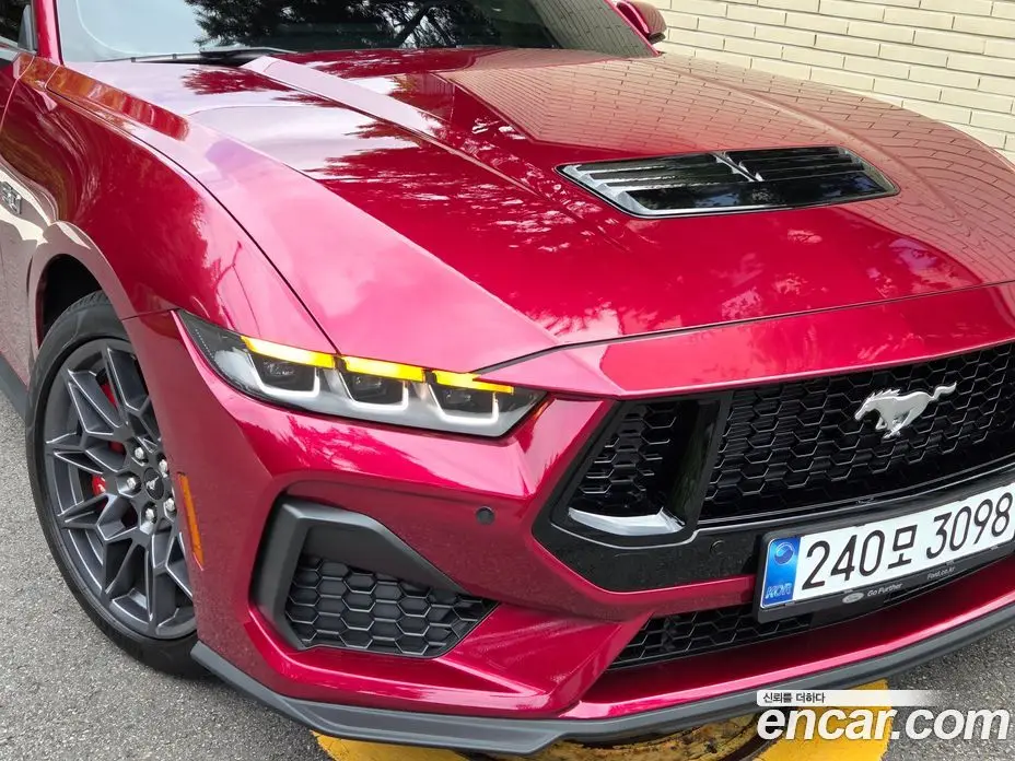 Ford Mustang 2025 5.0 автомат (гидро), фото 6
