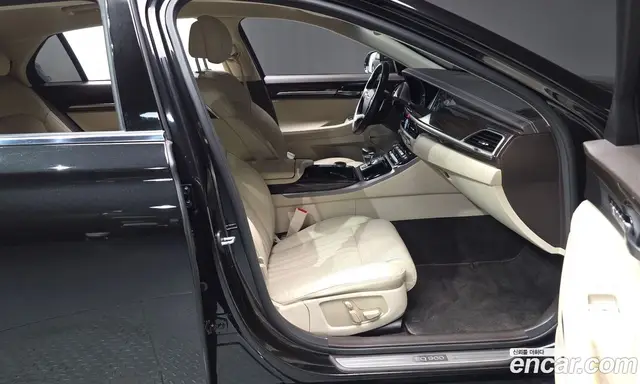 Genesis EQ900 2017 3.8 автомат (гидро), миниатюра 10 Genesis EQ900 2017 3.8 автомат (гидро), миниатюра 10