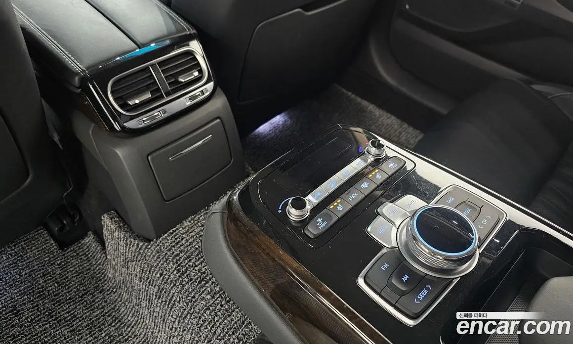 Genesis G90 2019 3.8 автомат (гидро), фото 18 Genesis G90 2019 3.8 автомат (гидро), фото 18