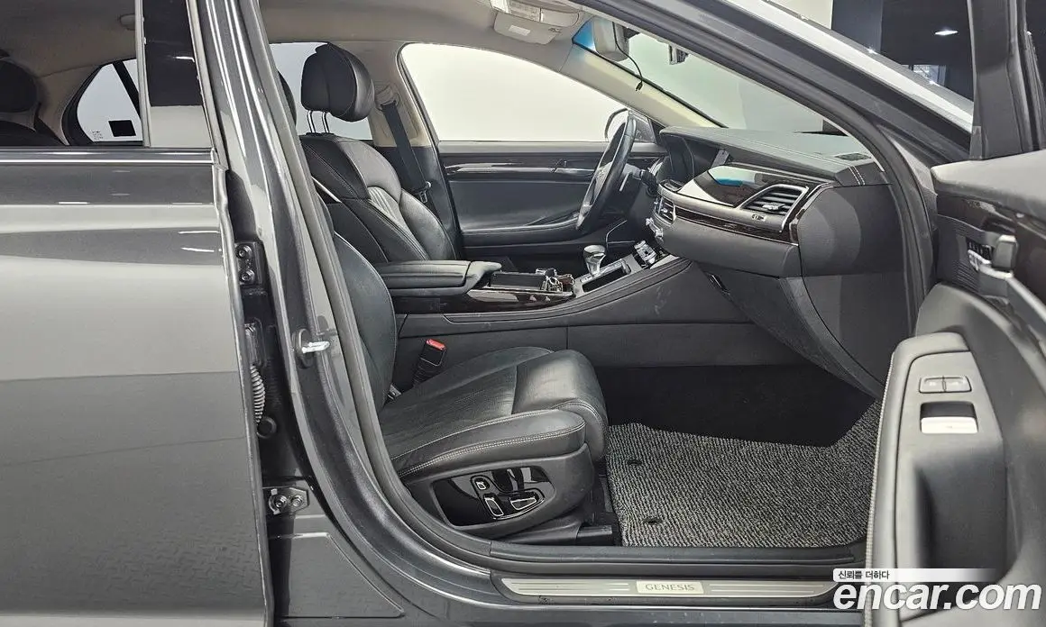 Genesis G90 2019 3.8 автомат (гидро), фото 10 Genesis G90 2019 3.8 автомат (гидро), фото 10