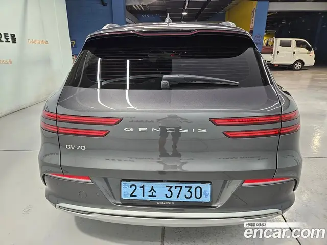 Genesis GV70 2022 0.1 автомат (гидро), миниатюра 2 Genesis GV70 2022 0.1 автомат (гидро), миниатюра 2