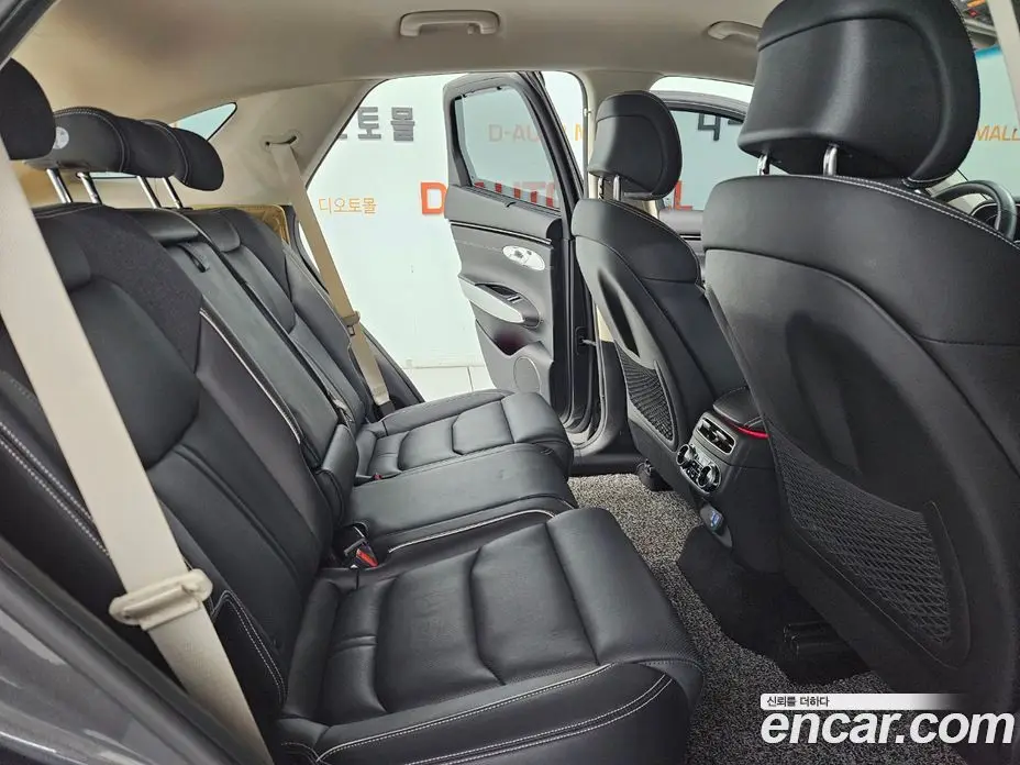 Genesis GV70 2022 0.1 автомат (гидро), фото 11 Genesis GV70 2022 0.1 автомат (гидро), фото 11