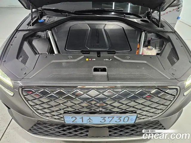 Genesis GV70 2022 0.1 автомат (гидро), миниатюра 12