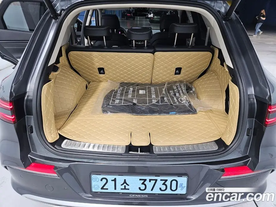 Genesis GV70 2022 0.1 автомат (гидро), фото 13 Genesis GV70 2022 0.1 автомат (гидро), фото 13