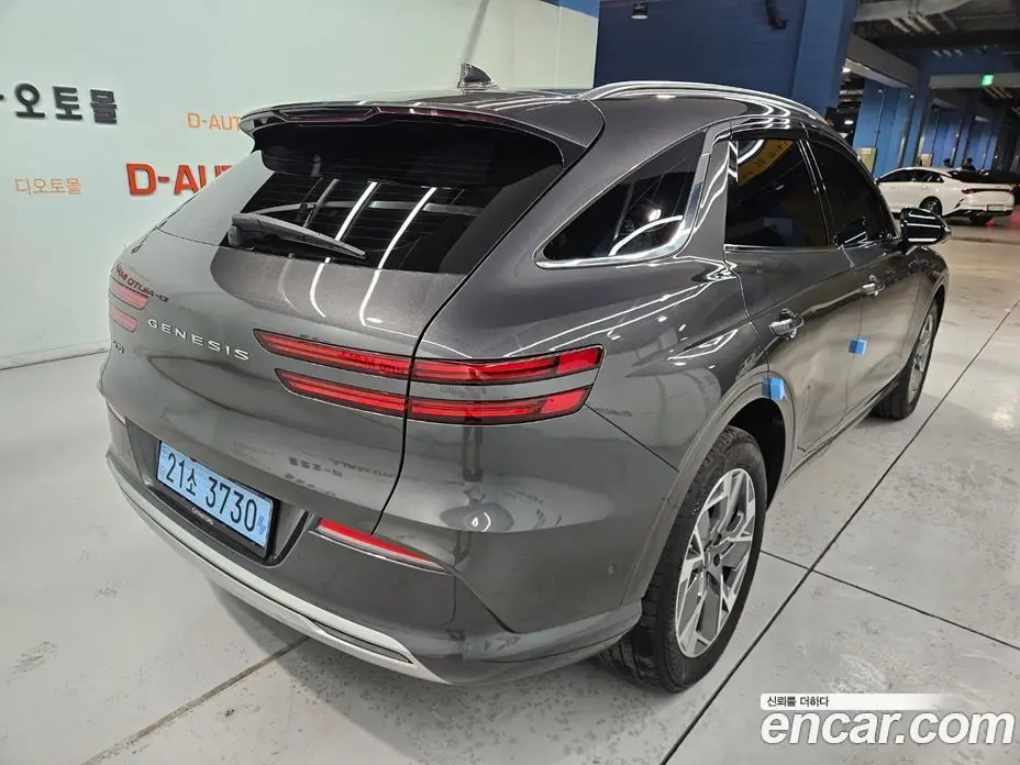 Genesis GV70 2022 0.1 автомат (гидро), фото 6 Genesis GV70 2022 0.1 автомат (гидро), фото 6