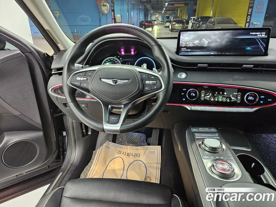 Genesis GV70 2022 0.1 автомат (гидро), фото 7 Genesis GV70 2022 0.1 автомат (гидро), фото 7