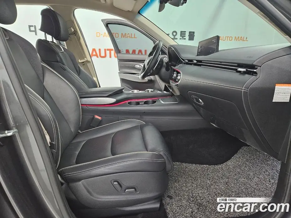 Genesis GV70 2022 0.1 автомат (гидро), фото 10 Genesis GV70 2022 0.1 автомат (гидро), фото 10