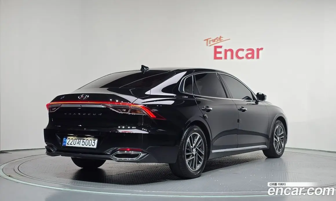 Hyundai Grandeur 2022 3.0 автомат (гидро), фото 2 Hyundai Grandeur 2022 3.0 автомат (гидро), фото 2