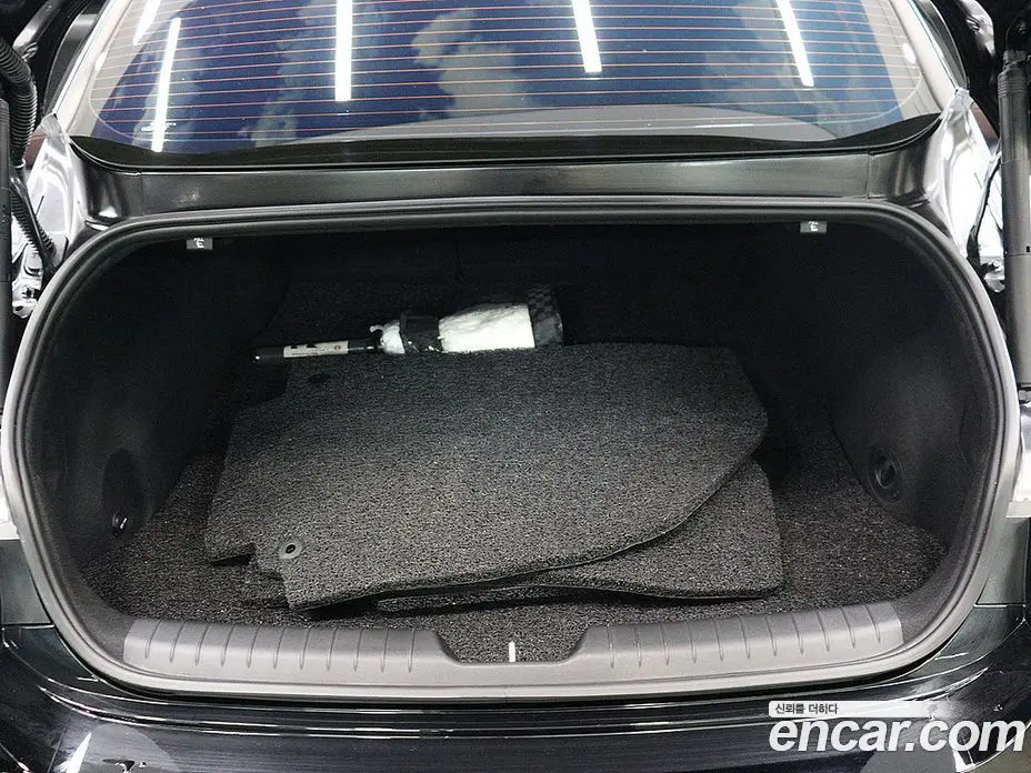 Hyundai Ioniq 6 2025 1.0 автомат (гидро), фото 5
