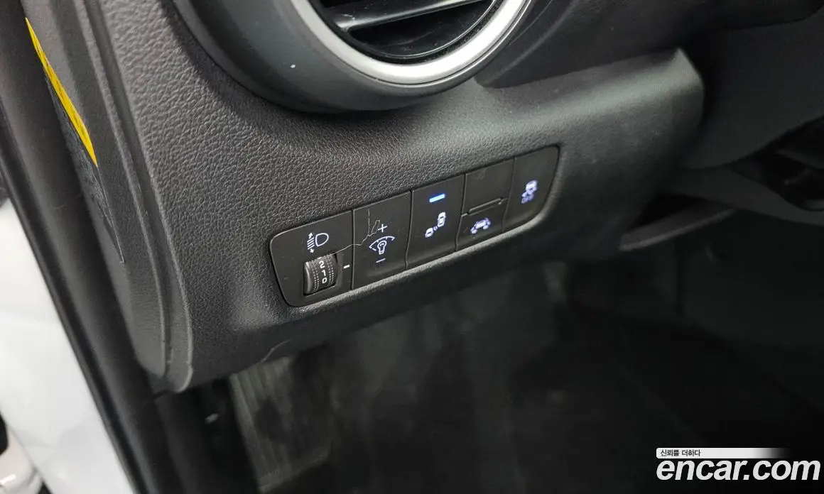 Hyundai Kona 2017 1.6 автомат (гидро), фото 14 Hyundai Kona 2017 1.6 автомат (гидро), фото 14