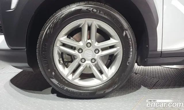 Hyundai Kona 2017 1.6 автомат (гидро), миниатюра 5 Hyundai Kona 2017 1.6 автомат (гидро), миниатюра 5