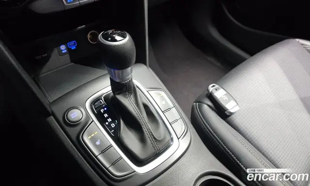 Hyundai Kona 2017 1.6 автомат (гидро), миниатюра 9 Hyundai Kona 2017 1.6 автомат (гидро), миниатюра 9