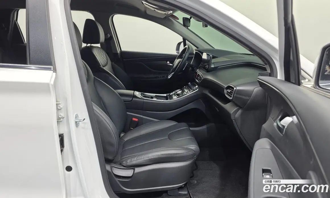 Hyundai Santa Fe 2023 2.2 автомат (гидро), фото 11 Hyundai Santa Fe 2023 2.2 автомат (гидро), фото 11