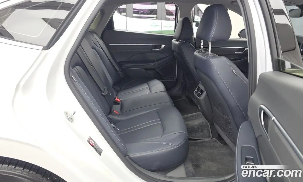 Hyundai Sonata 2021 2.0 автомат (гидро), фото 12