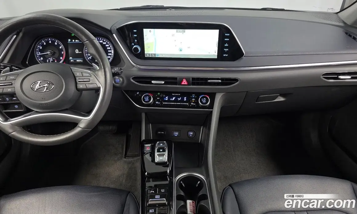 Hyundai Sonata 2021 2.0 автомат (гидро), фото 14
