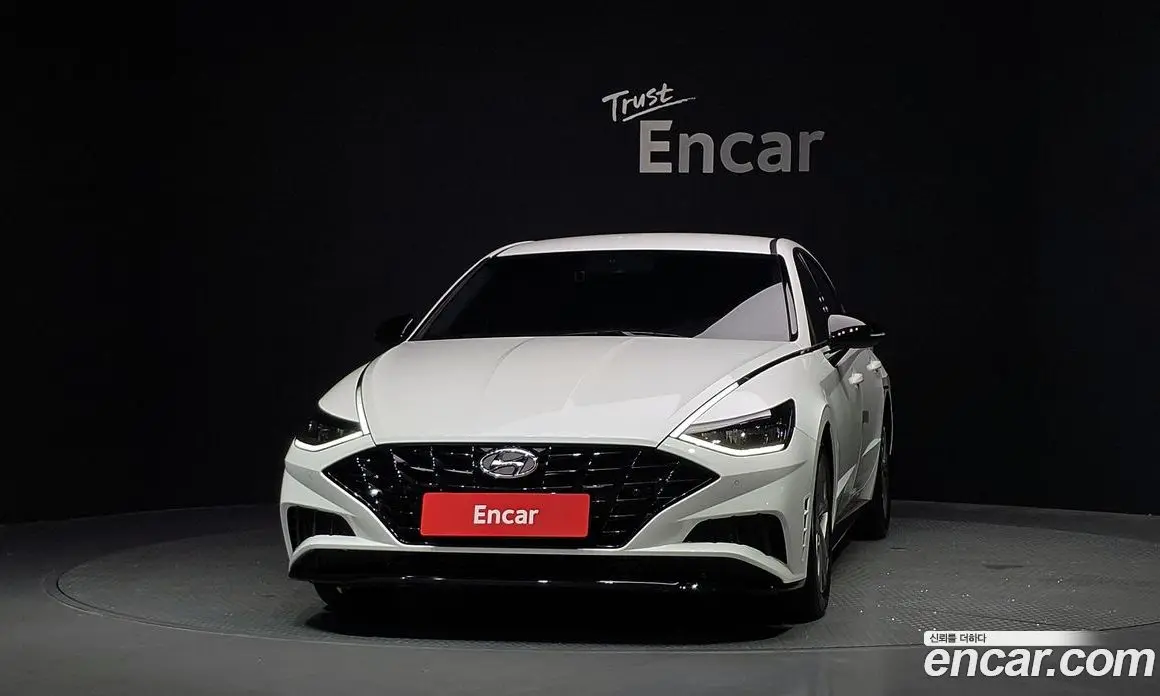 Hyundai Sonata 2021 2.0 автомат (гидро), фото 3