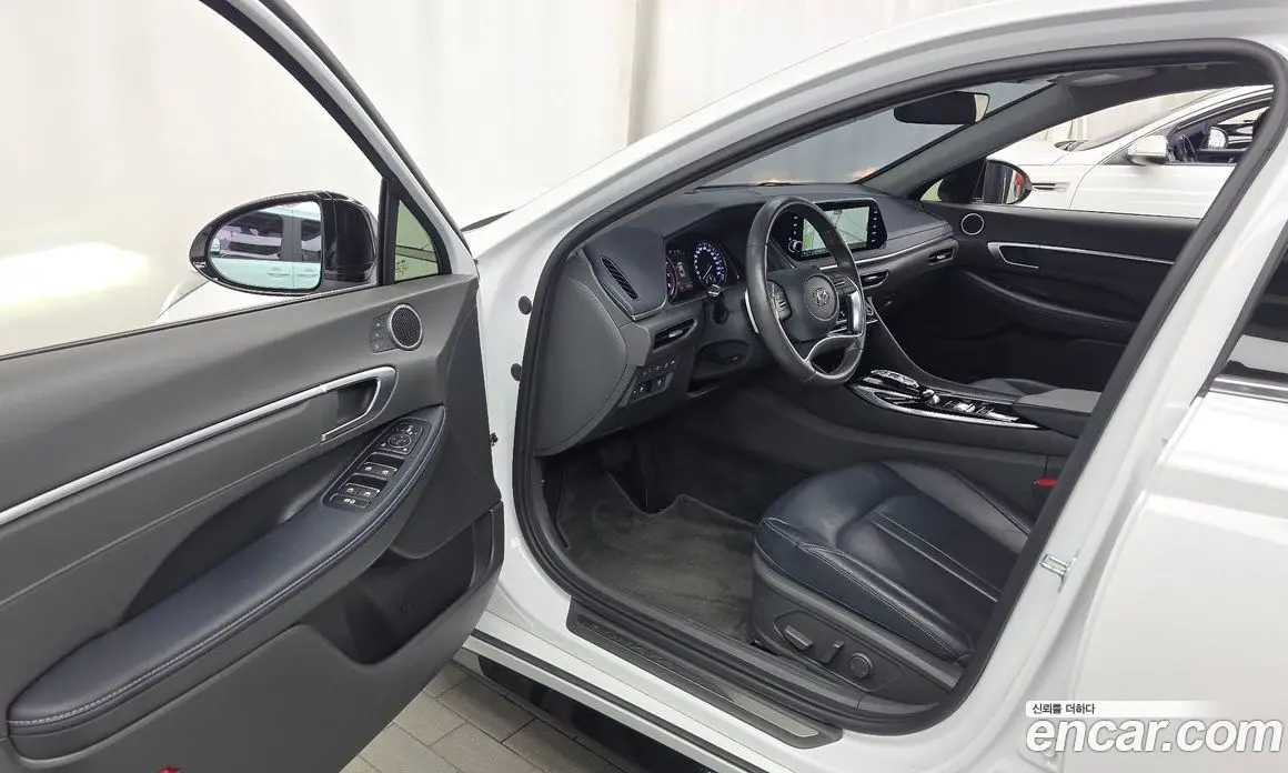 Hyundai Sonata 2021 2.0 автомат (гидро), фото 10