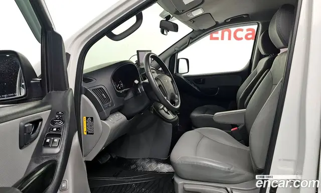 Hyundai Starex 2019 2.5 автомат (гидро), миниатюра 11